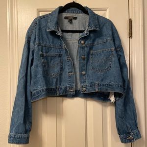 Forever 21 Contemporary cropped denim jacket
